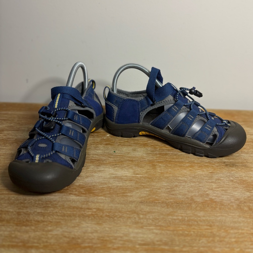 Keen Kids Newport H2 Navy Adventure‎ Sandals Yourh size 5